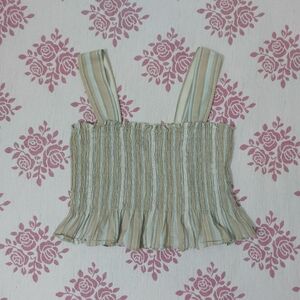 Uniqlo Smocked Crop Top